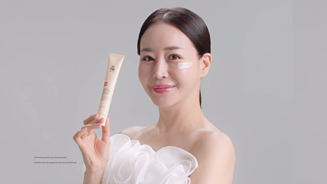 23년차 뷰티 쇼호스트 정서경이 선택한 ‘정서경 크림’