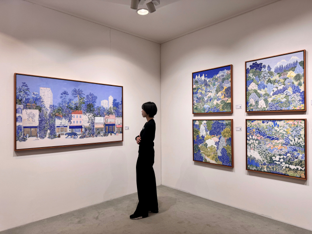 제니스 채 갤러리티 부산본점 개인전 전시 전경