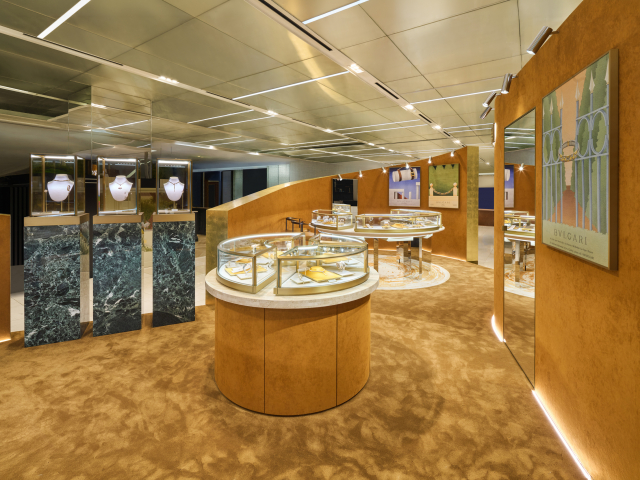 불가리 이터널리 아이코닉 팝업