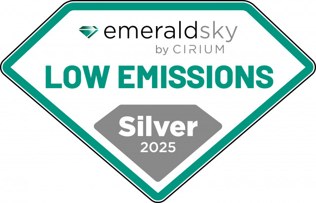 EmeraldSky Silver 2025: Awarded to airlines ranked 6–10 globally for emissions efficiency, based on CO₂ per available seat kilometre (ASK).