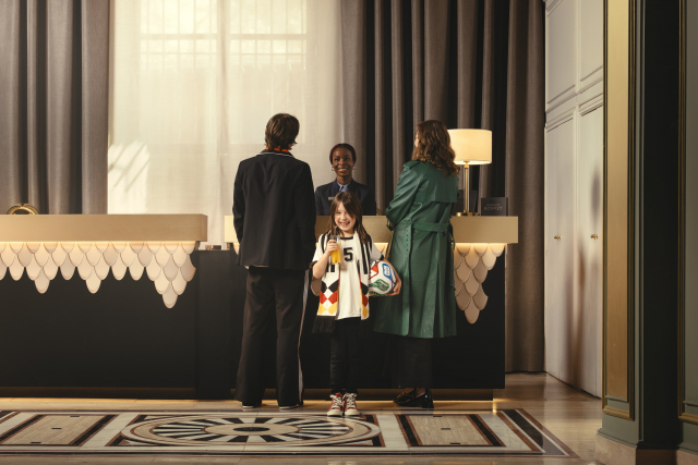 메리어트 본보이, FIFA 월드컵 2026 앞두고 비자와 ‘포 팬스, 에브리웨어’ 전개… 엘링 홀란·비니시우스 주니오르 참여